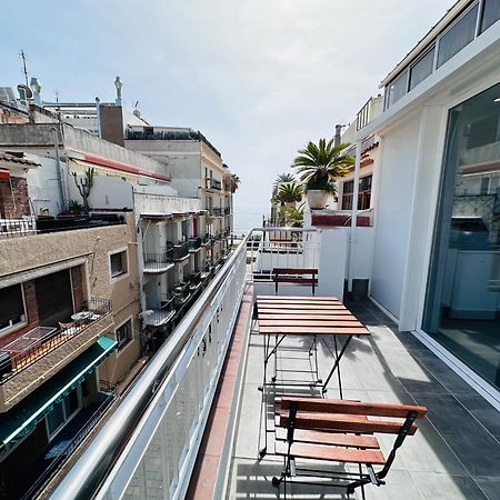 Rainbow Apartments By Blausitges Exterior photo